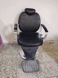 صالون كامل كراسي ثنين ديكور عدد ثنين وملحقات إضافية مبخره تضيف بشره وح...