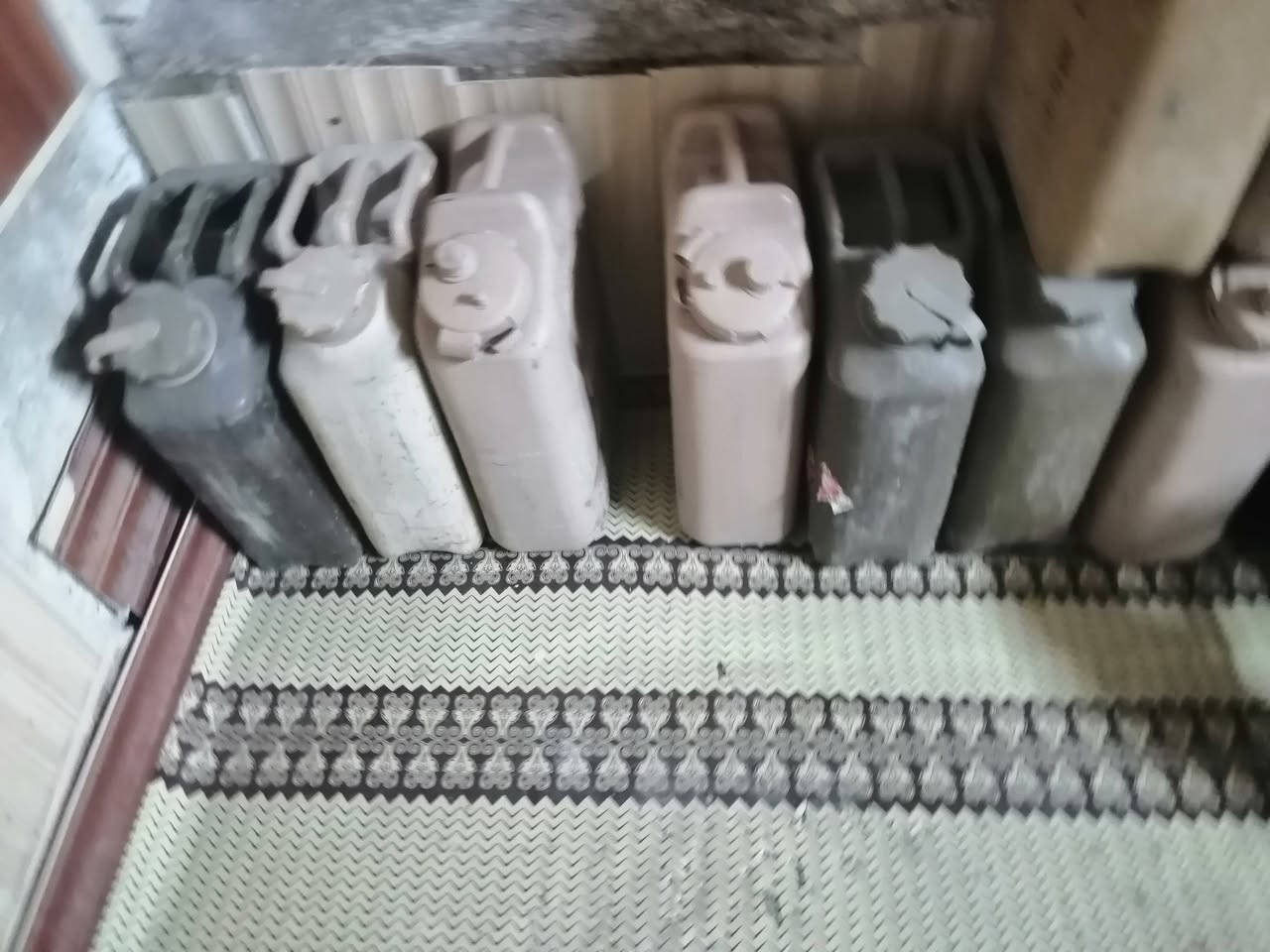 للبيع مكاني العماره سعر القطعه ٢٥ الف ***********
