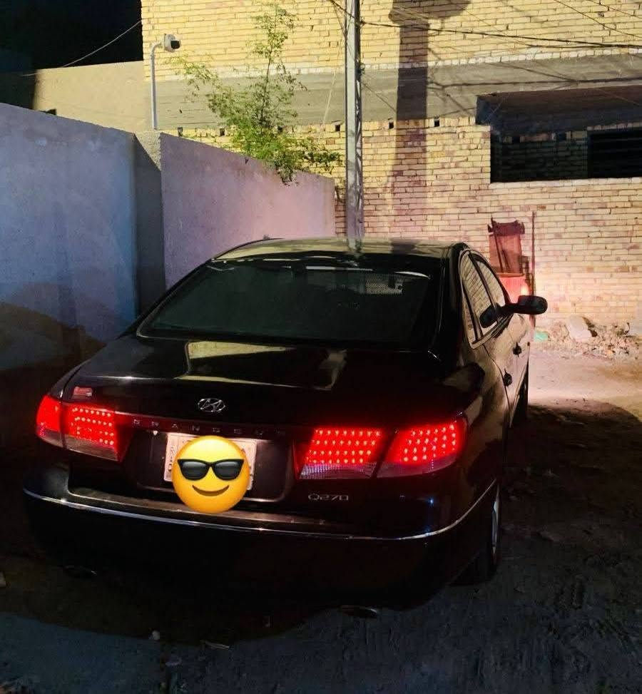 ازيرا  بانزين اصل 2010 ادوات متوئم بغداد 
سنويه عظم السيارة جاهزه 
 كير مكينه تبريد حداديه كلشي جاهز 
بيه مواصفات خير من الله تحكمات شاشه حساسات 
مكينه 2700 
المكان نجف السعر 43 بيه مجال 
***********
