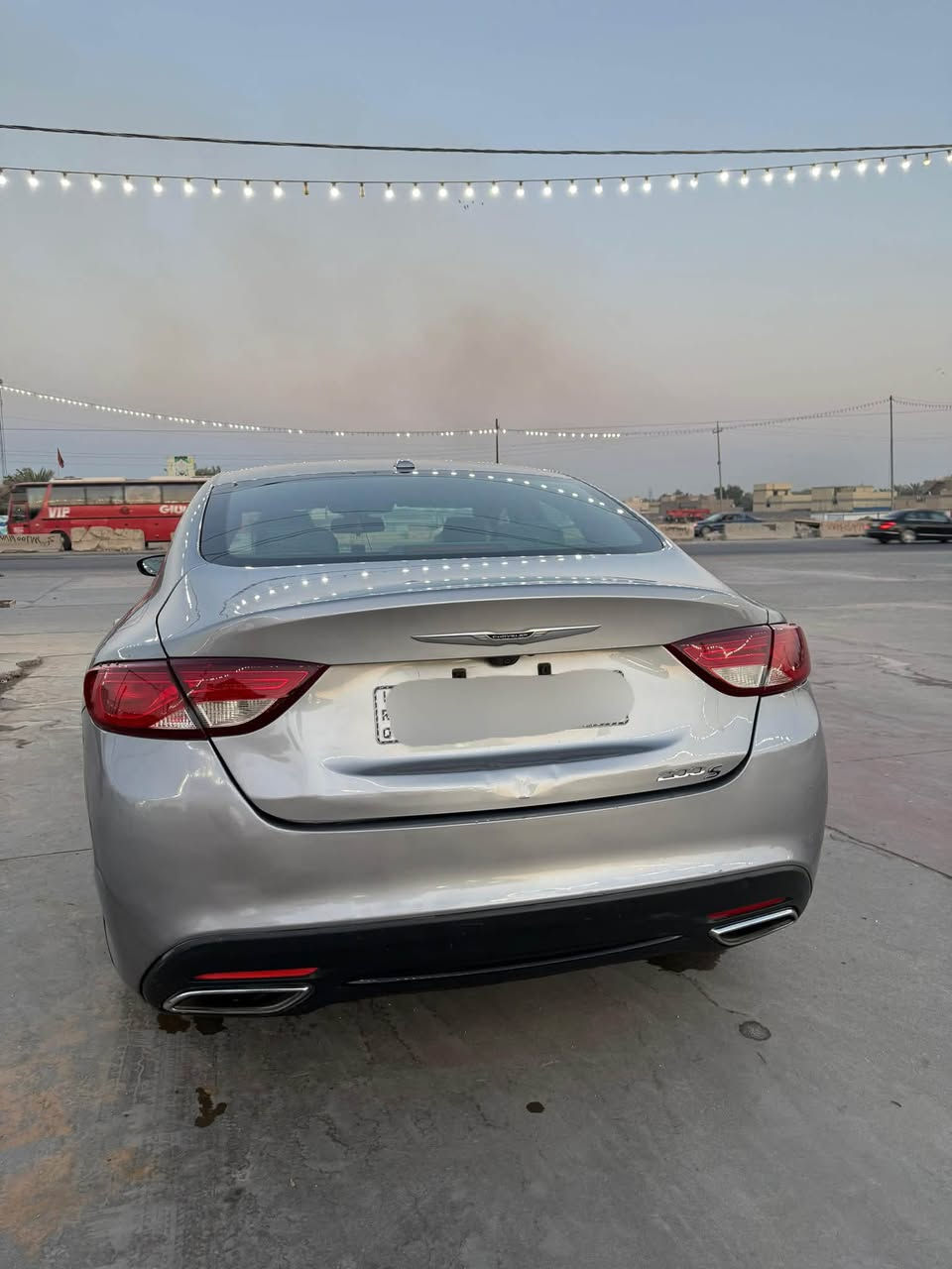 🚘 للبيع كرايسلر 200 موديل 2015

سيارة استخدام شخصي، نظيفة جداً وجاهزة للاستخدام مباشرة، 

المواصفات:
✅ موديل 2015
✅ وارد أمريكي
✅ محرك 2.4 (2400cc) اقتصادي وقوي – 4 سلندر
✅ قير أوتوماتيك
✅ الممشى 286 KM 
✅ لوحة بغداد خصوصي – تحويل مباشر
✅ بيها 3 قطع

المميزات:
✔️ شنفات ستيرن
✔️ كشنات كهرباء
✔️ كشنات تدفئة
✔️ LED أمامي
✔️ بصمة تشغيل
✔️ بصمة أبواب
✔️ بصمة جنطة
✔️ مانع انزلاق (Traction Control)
✔️ تحكم بالستيرن
✔️ شاشة
✔️ تبريد ثلج ❄️

🔧 المحرك والقير بحالة الشركة، نظيفات جداً، والسيارة تمت صيانتها بشكل دوري.

📍 الموقع: بغداد
💰 السعر: 100$   السعر قابل للتفاوض والشراي يتدلل .

📞 للاستفسار أو المعاينة، اتصل بيه على هذا الرقم 
رصيد واتساب 
***********
