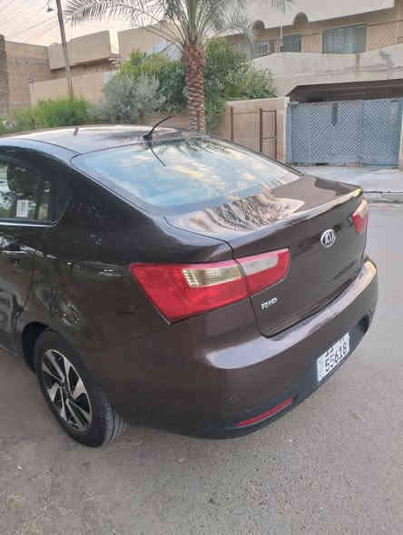 کيا ريو موديل 2014 خليجي بسمي مکفوله کفاله عامه دينار ماتصرف عليه سياره جديده  بيه بارد کلش قليل بلجاملغ الخلفي فقط ماشيه 53 الف محرك 1600 السعر 110 ورقه 
***********
