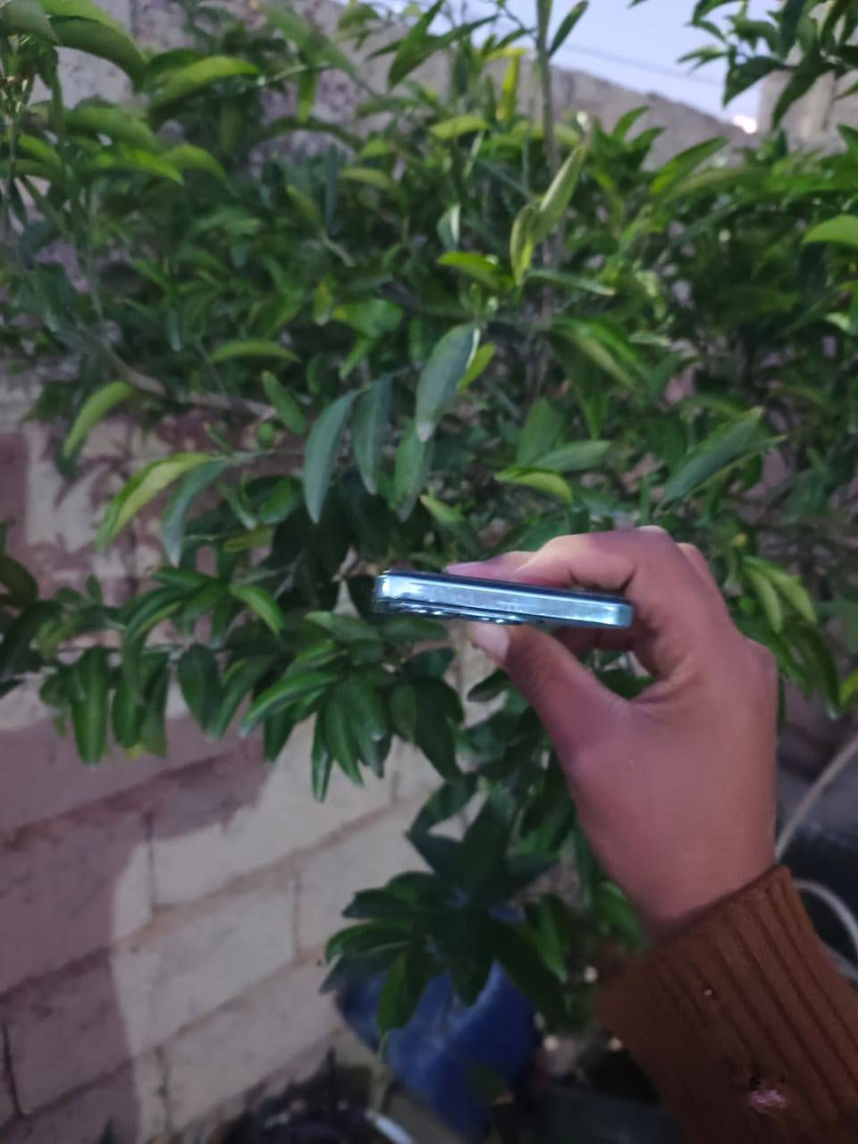 انفنكس هوت 40
الذاكرة128 عشوائية 8 
كله شرط اي خلل مابي 
كاميرات فول 
السعر 95وبي مجال
الشراي يجي خاص 
***********
مكاني حويجه حي العسكري
