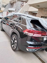 يتوفر زجاج السيارت الحديث والقديم  -بأسعار جيده تبديل الزجاج الامامي ا...