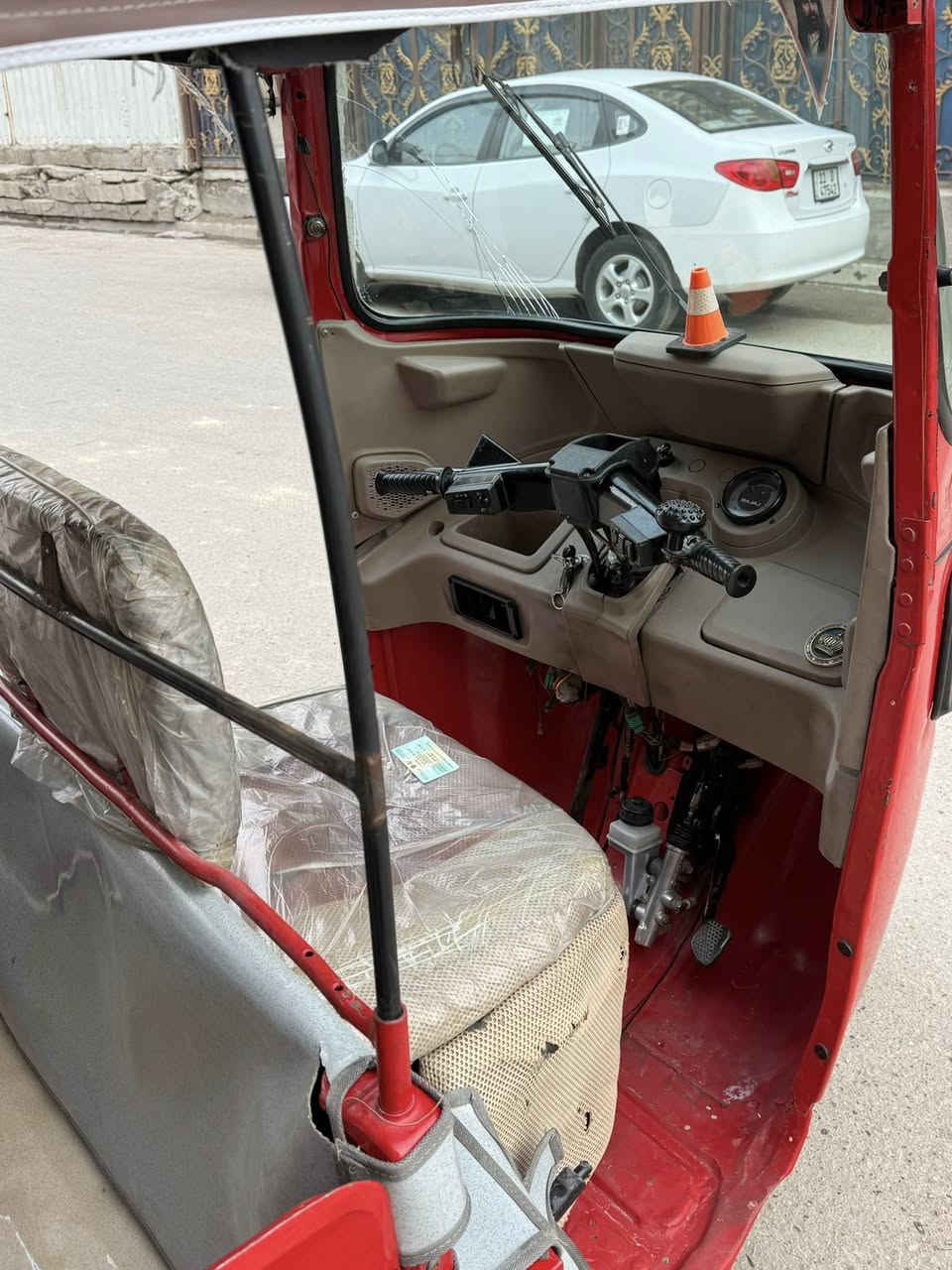 سلام عليكم تكتك موديل 22 شهر ١٠ رقم نكليزي السعر ٧٦٥٠ تصال ***********مستعجل عليهه مكان مدينه الصدر
