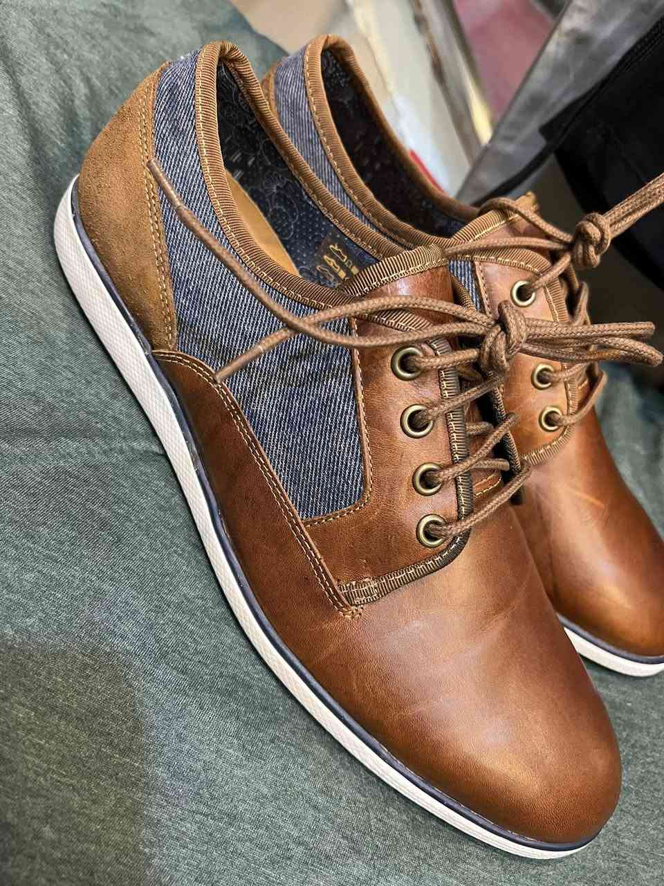 قياس 43
جديد
صناعه برتغال
سپورت كاجول
جلد طبيعي
جوده عاليه
السعر60
للحجز مراسله لطفاً


**إذا كنت صاحب هذا الإعلان وتريد حذفه لأي سبب، رجاءا أرسل رسالة إلى الدعم الفني**