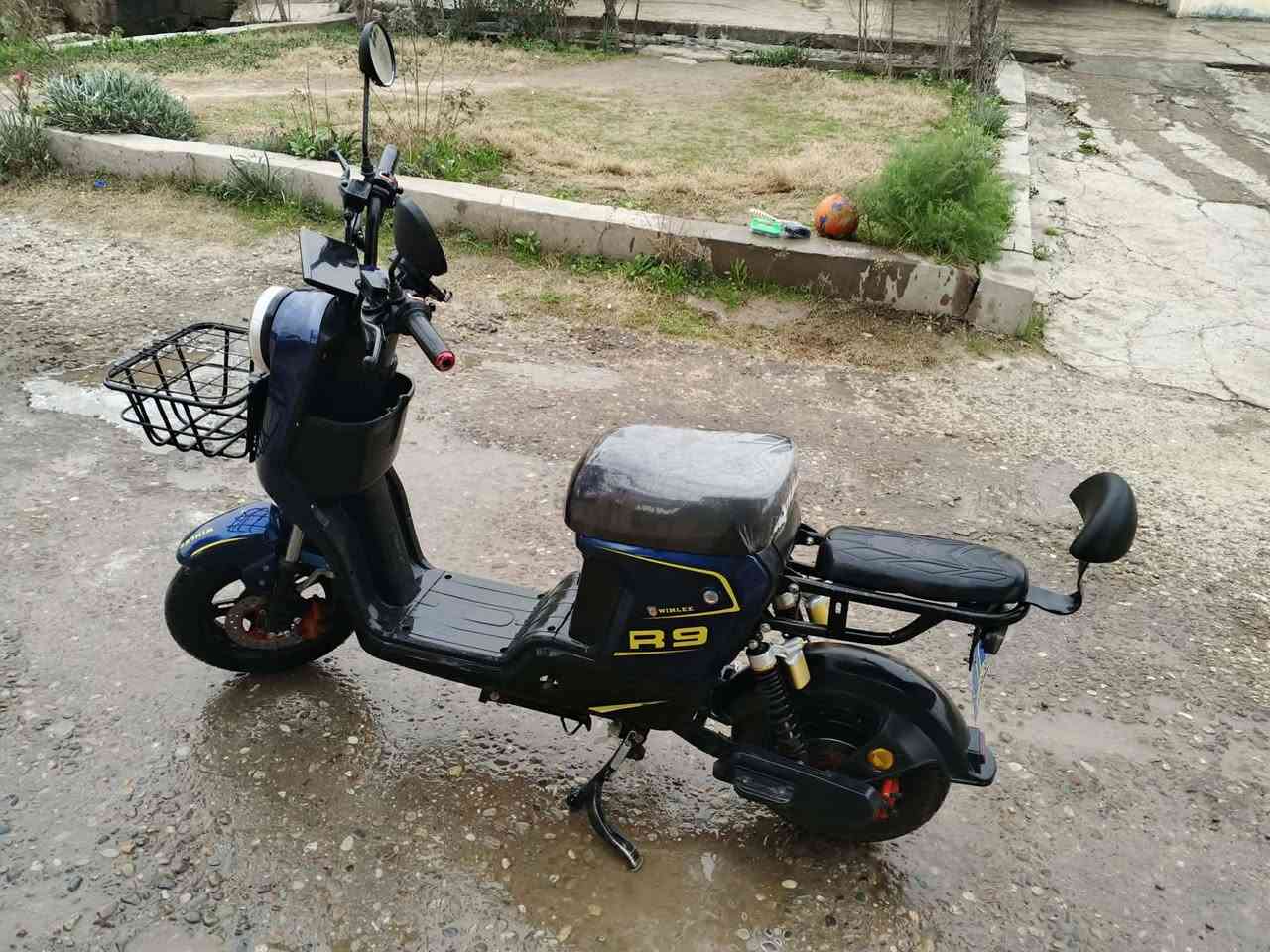 سلام عليكم
موطور شحن للبيع موطور نضيف 
1.باتريات 40,امبير
2.لايت ناصي عالي 
3.اشاره يمن يسار دبل اشاره 
4.نشرات........ السعر 430وبي مجال..... الاستفسار *********** ملاحضه الشاشه مبدله
