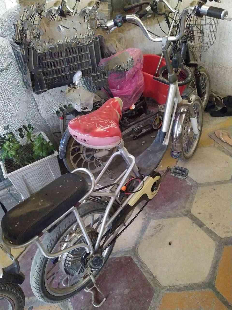 باسكل شحن بدون بطاريات شغال ٤٠ الف


**إذا كنت صاحب هذا الإعلان وتريد حذفه لأي سبب، رجاءا أرسل رسالة إلى الدعم الفني**