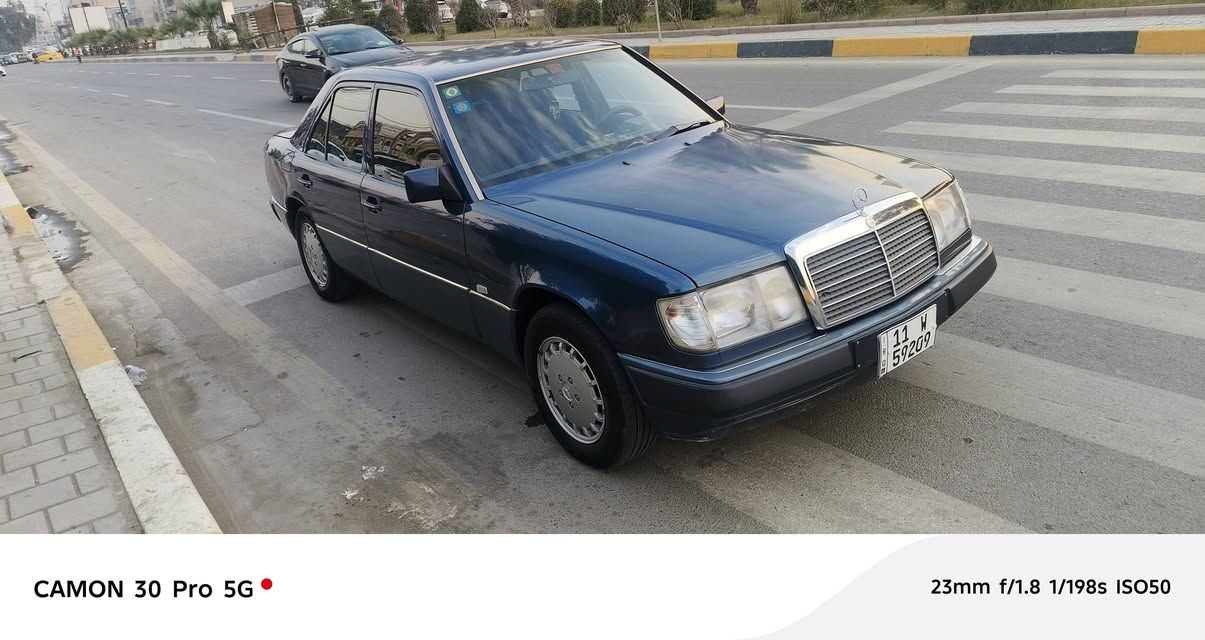 ‏مارسيدس  300 موديل 91  بغداد بسمي وارد  يابان ماشيه 136 الف حقيقي جديده جدا مال جناي السياره كلشي بيه على وضع شركه داخل مخمل كشنات امامي كهرباء موضح تفاصيلها بل صور  مكاني بغداد الشعب شارع الصحه السعر (120) $  اتصل ***********
