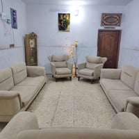 تخم تركي يصير سرير نظيف جداً بسعر مناسب مكاني بغداد الهاتف 07758956913