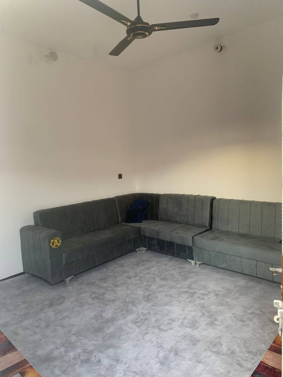 للبيع مشتمل مربع100م حديث  2023 +قطعة أرض80م
#بحي الحكيم مرقم من البلدية  وبسعر مناسب 
للاستفسار اكثر التواصل خاص


**إذا كنت صاحب هذا الإعلان وتريد حذفه لأي سبب، رجاءا أرسل رسالة إلى الدعم الفني**