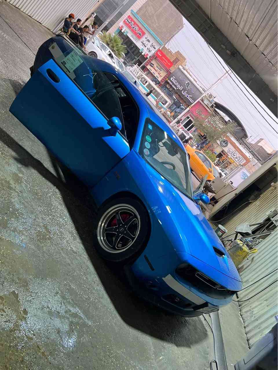 سلام عليكم
جالنجر srt6400 اصل 2015
رقم بغداد 
((بيع او مراوس))

عليها هدرز لونگ تيوب 
اويل كاج كان
تخم وياله ويلد جدد  
اعلى مواصفات بالجالنجر
رادار امامي
فتحه سقف
حساسات خلفي +نقاط عمياء
هيتر مري
ستيرن كهرباء كشن السائق كهرباء + مساج
كشنات تدفئه تبريد +ستيرن تدفئه 
فجوج بريمبو 
كشنات حضن +٤ انظمه قياده
شاشه كبيرة
شفتات ستيرن 
سستم سماعات هارمن كاردن 
دخول ذكي للسياره
لانج كونترول 
السياره حادثها
جاملغ جهه السايق صبغ 
بالعراق صار بيها صبغ نص الجاملغ الخلفي فقط
بدون شواصي بدون لغود
 
*********** ناصرية, ذي قار
