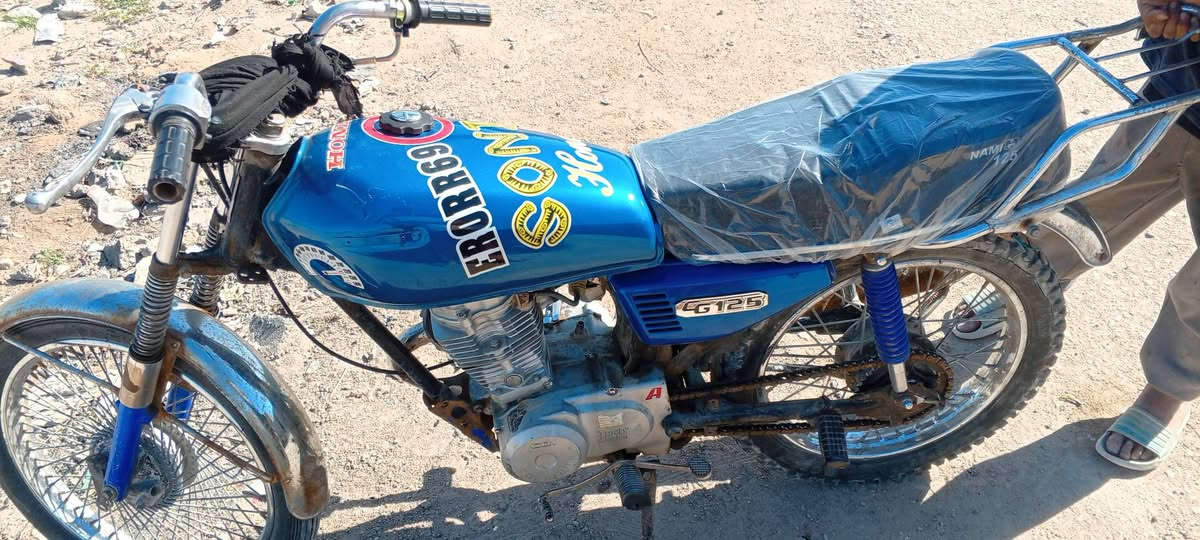 دراجه ربعه غير كلك كلك سعره 300قفل رقمي***********
