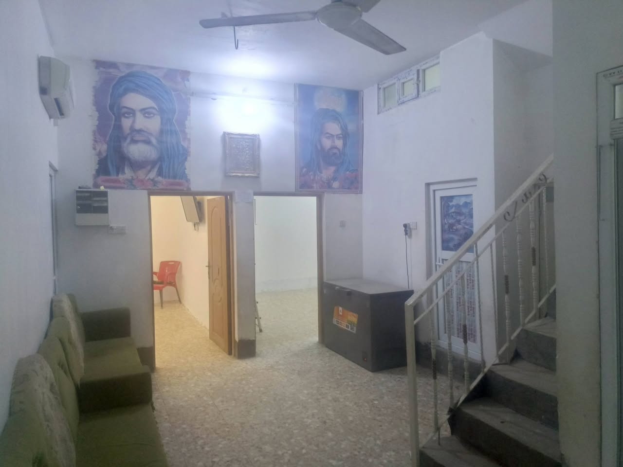 يالله دار  البيع زراعي ❤طابقين  المساحه 110متر🏣
العنوان كوفه حي ميسان قرب مجمع جوهوت سواق الصطوره 

طابوزراعي سند 25قرار محكمه. 

يبعد عن شارع العام 200متر 

أساس صب سقف صب  بناء جيري البيض مالت كربلاء

طابق ألول يحتوي ع غرفتين 2وصاله   وستقبال ومطبخ  وتخاريج داخليه وخارجيه 

وفوك غرفه  وصطح 

الستفسار تصل ع رقم ***********وتساب. يوجد كافت

 المساحت الزرعيه
