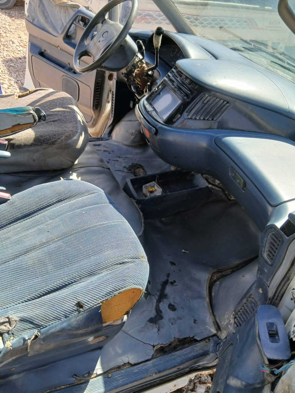 اسلام عليكم للبيع تويوتا بريفيا رقم كربلاء رقم انكليزي سنويه لل30 كير اوتوماتيك  جاهزه من كلشي بس محرك ينقص قليل مكاني واسط العزيزيه موديل 92. السعر 33ورقه وبيه مجال  ***********
