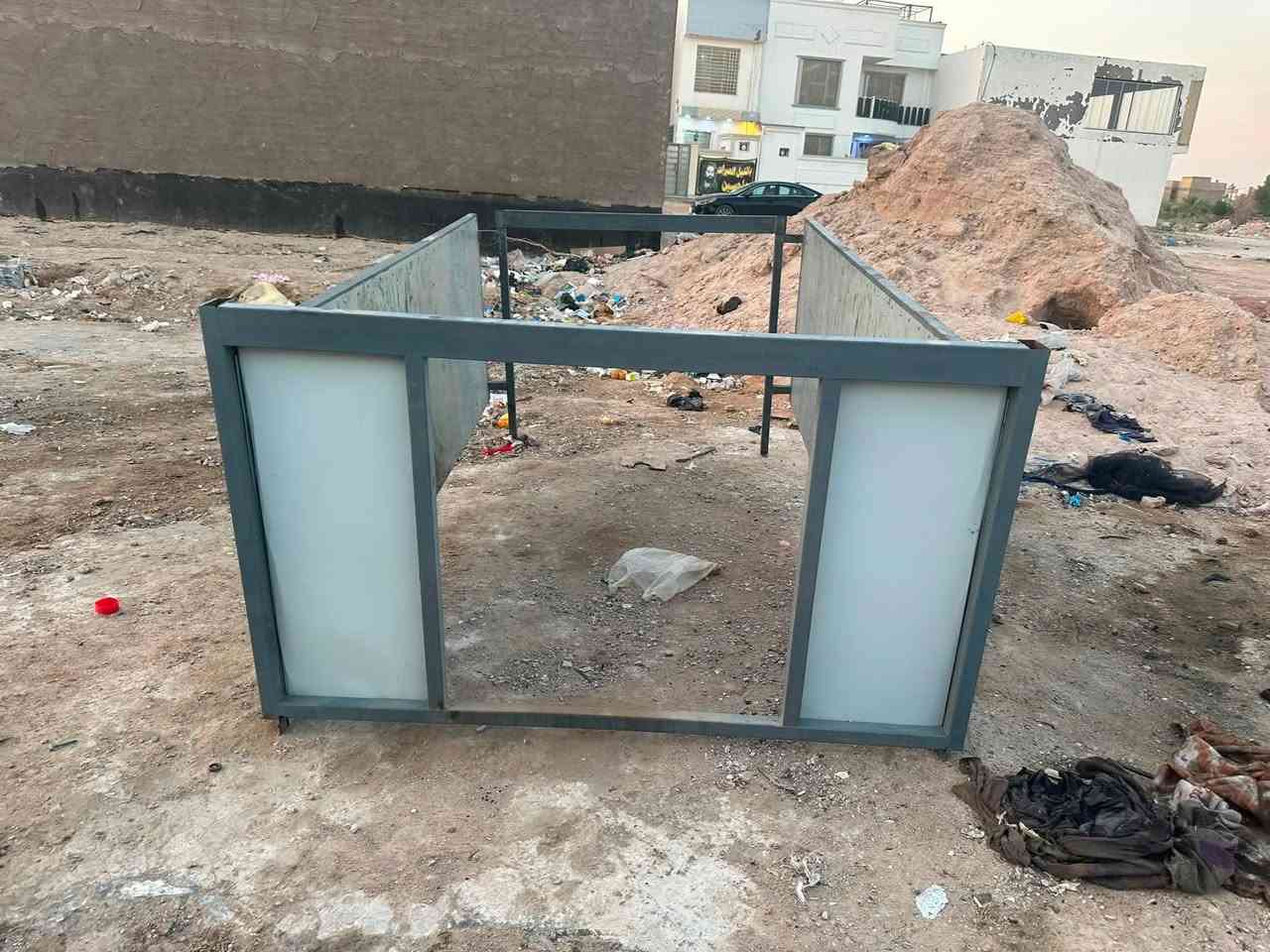 سلام عليكم محجر البيع تفصال سعر 350 رقمي ***********
