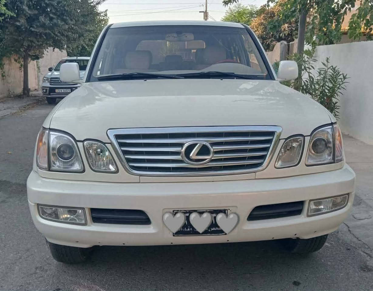 بەناوی خوای گەورە..ساغ ساغ
LEXUS lx470  2001مەنەفێست دوبەی 
فول فول مواسەفات  نوقسانی نییە 
هەووگیانی ئیش ئەکات  هیچ عەیب و عاری نییە
چەن پارچەیەکەی لەسەر ساغی بۆیاخە  قەترە مەعجونی نییە
دەعم و لێدراو ساردی نییە  سەقفی بۆیاخی نییە
سەیارەی ماڵە و ساڵ زیادە بەخۆمە  چوار تایەی تازە ناو دەری لۆکە..سەرف و دوکەڵ و بوخاری نییە  
بۆزانیاری زیاتر  ***********  ...سعری 105گەڵاو مەجالێ کەم
