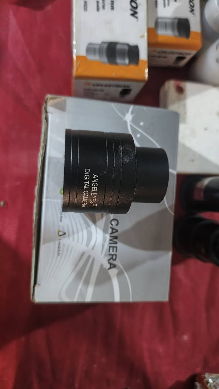 تلسكوب للبيع f70060
مع ملحقاته 
عدستين مع التلسكوب تجي مع الجهاز 
وعدستين من شركة سلسترون  اني مشتريهم32mm،6mm 
فلتر تلوث ضوئي اني مشتريه
كاميرا فلكية بسيطة  اني مشتريه


**إذا كنت صاحب هذا الإعلان وتريد حذفه لأي سبب، رجاءا أرسل رسالة إلى الدعم الفني**