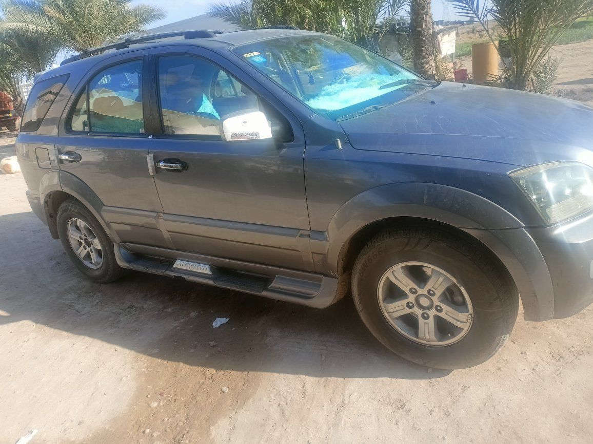 السلام عليكم سورنتو الشكل القديم موديل( 2005) حجم المحرك (3500)( 6)سلندر سونارمرفق مع الصور السعر (70) مكان السيارة الانبارلكرمه تحويل مباشر رقم الموبايل ( ***********) بي واتساب
