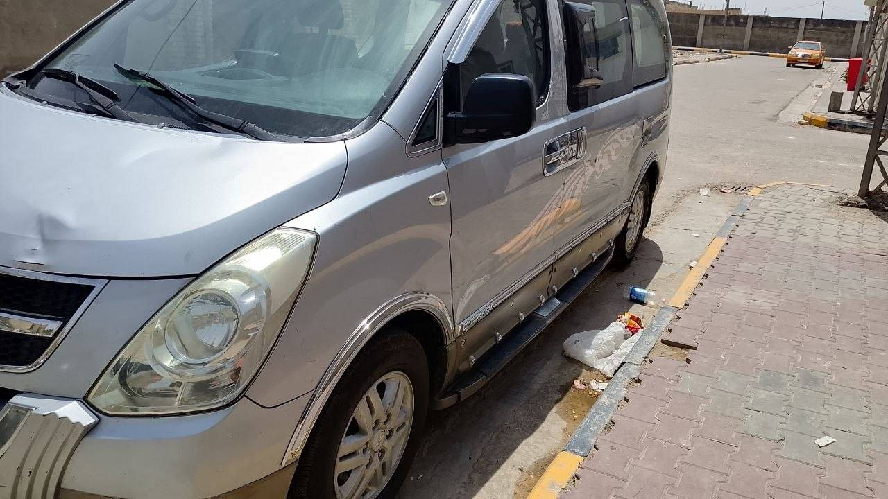 السلام عليكم ستاركس موديل ٢٠٠٨ رقم ديالى مكانها كوت سيارة جاهزة ماعدى التبريد مسكر سبلاين أوتماتيك بلادي سياحي محرك جديد زوج تايرات جدد وزوج نص عمر السيارة كفالة السعر ١٣٧ وبيها مجال وترهم مراوس بأقل من سعرهة *********** // *********** واتساب موجود
