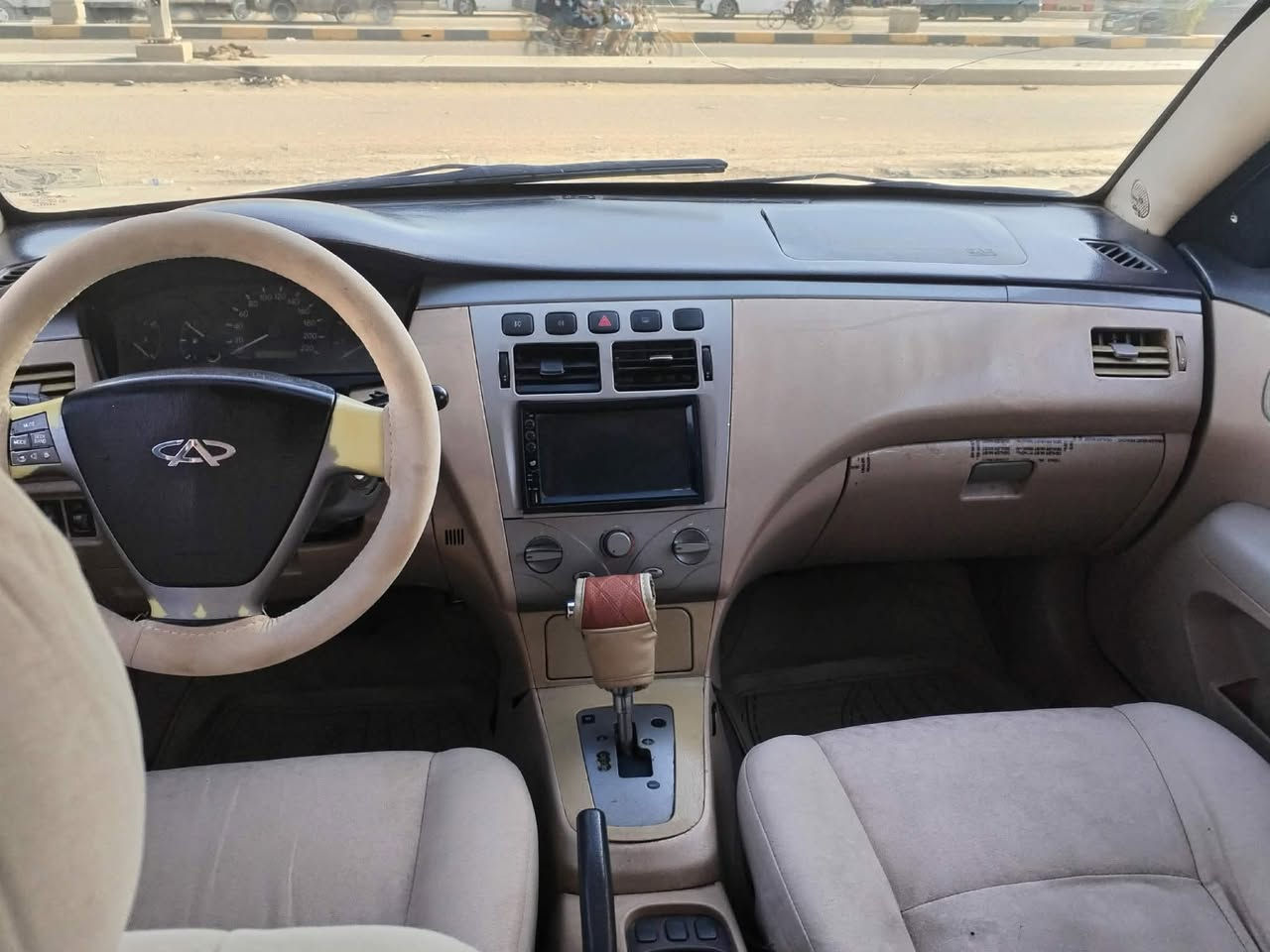 سلام عليكم شيري ٢٠١٣مكفوله من ضربه أو تبديل مكينه كير حداديه تبريد تخم تاير 
مكينه أو كير كورله 
رقم قادسيه مكاني الديوانية عفك
***********
