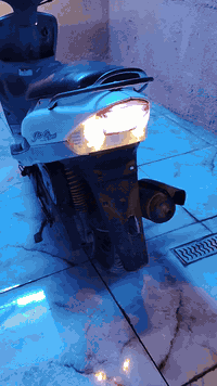 سلام عليكم ورحمة الله وبركاته دراجه ماكس منغولي دراجه تخبل شلعه ومعدل كابريتر بلادي سلف بلادي كهربائيّات كلها شغاله باتري جديد تاير خلفي جديد مرايات جانبيه جدد 
(ملاخضه) مكينه مفتوحه صارلها 3اشهر ابد ما كلت اخ ياراسي منها تنام رغد منها سعر 550وبيها مجال بسيط حك الجيه عنواني بغداد مدينه الصدر هـ***********
