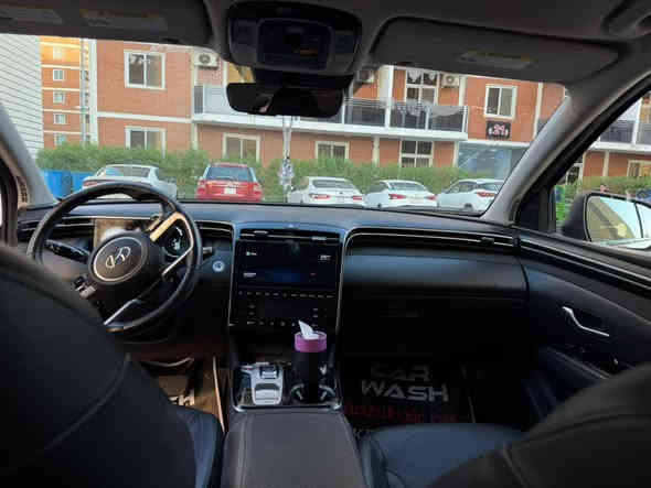 هونداي توكسان موديل 2022 
فول فول مواصفات HTrac  VIP
ماشية 27500 ميل

فول مواصفات 
بصمة تشغيل أبواب و جنطة 
بانوراما 
مقاعد جلد اسود 
٥ كامرات 
كراسي كهرباء 
صندوك كهرباء
تشغيل عن البعد 
تقديم و ترجيع بالريمونت 
كشنات امامية تدفئة و تبريد 
كشنات خلفية تدفئة
دركة تدفئة
نقطة عمياء 
السير بين الخطوط
لايت ٤ عدسات فول زنون 
شاحن واير ليس 
بجم لد زنون 
بكلايت زنون 
رادار امام
مانع تصادم بريك تلقائي
رادار خلفي 
مانع تصادم بريك تلقائي 
رادار جانبي 
تبريد خلفي 
دشبول ديجتال 
شاشة كبيرة كار بلي حديثة 
سايد بريك بصمة 
اوتو هولد 
ثلاث وضعيات للقيادة 
اشاير مري 
انارة داخليه LED
كرسي السايق ميموري 
تبريد شاشة 
سلكترات بلستيرن
فول تحكم ستيرن 
كروس سرعة 
كير دكم
حادث كما موضح في الصور 
رقم صاحب سيارة ***********
