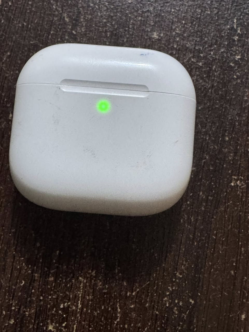 ايربود 4 ام العزل  نضافه ٨٠ 
السعر ١١٠


**إذا كنت صاحب هذا الإعلان وتريد حذفه لأي سبب، رجاءا أرسل رسالة إلى الدعم الفني**