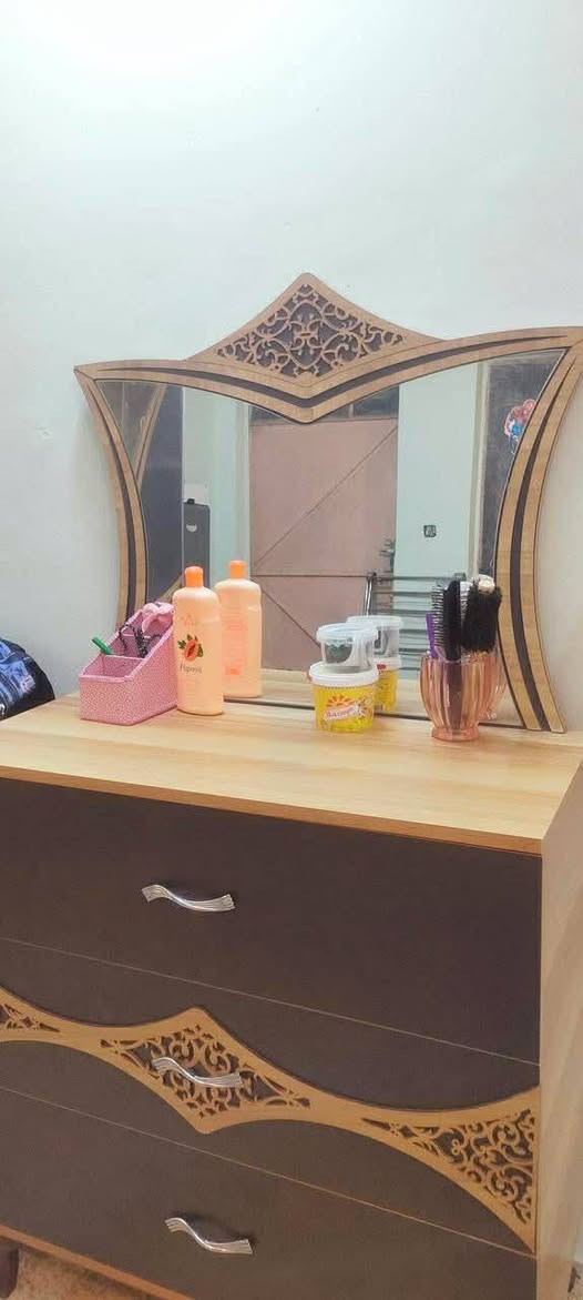 غرفه تركي ٥قطع
نظيفه جدا مكانها بغداد الجديده 
سعرها ٣٠٠


**إذا كنت صاحب هذا الإعلان وتريد حذفه لأي سبب، رجاءا أرسل رسالة إلى الدعم الفني**