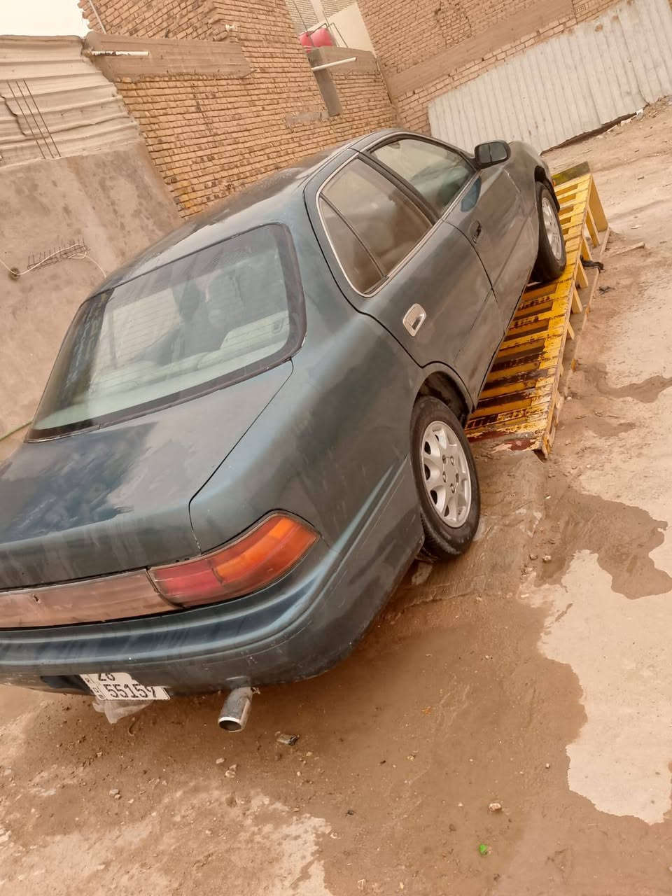 كامري مديل 1991
كير ومكينه جديد رقم نجف النكليزي مكانه نجف 
راعيه يريد مداور سعره 30 وبيه مجال ***********
و ***********تصال
