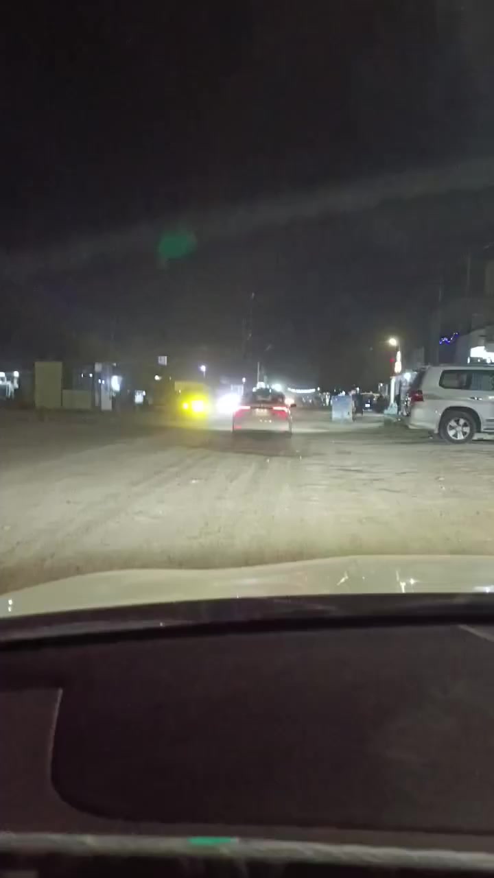 ابو غريب المنسيه قريب السريع دار 150م طابق واحد واجه 7 ونص نزال 20 بناء بلوك كلب كاشي  استقبال مطبخ صاله غرفه نوم خدمات 
مكتب ابوسيف الفهداوي 
*********** واتساب
*********** كورك
