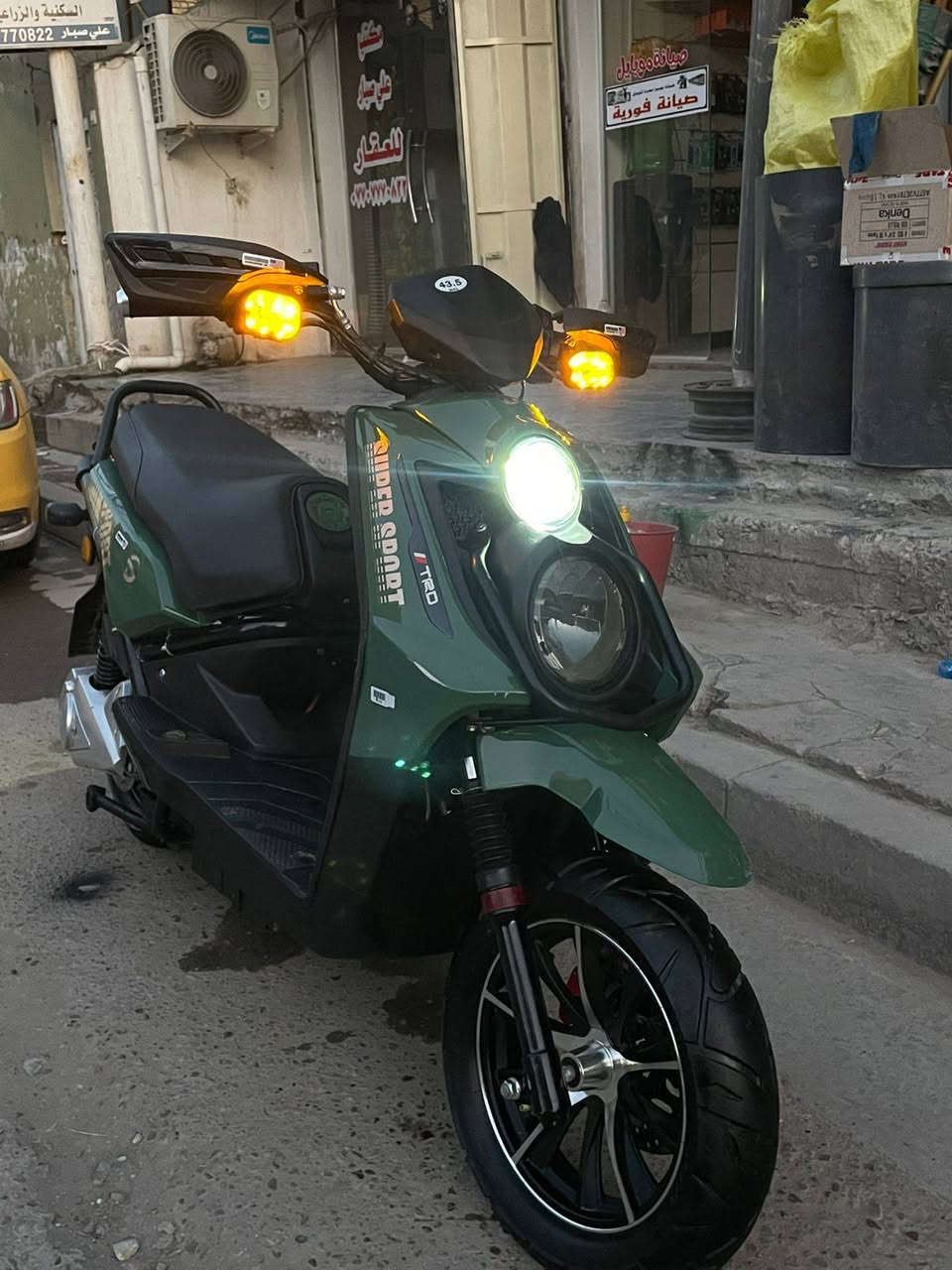 السلام عليكم دارجة سكنس جبلي
2025 
6 بطاريات كبار  
لايت عالي ناصي 
دبل اشاره 
بصمه تشغيل عن بعد 
انذار سرقه 
منفذ شحن يوسبي 
بلوتوث 
نضام بارك P
نظام بك R
السعر 450 وبيها مجال دراجة جديده 
العنوان بغداد بلديات 
الرقم ***********
