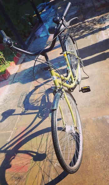 باسكل البيع حجم 26 نضافه 90.100
كير 7 نمر كله شغاله حساس امامي شغال 
تخم تايرات جدد
تخم جوابه جدد
لونه مميز سمنتي او زيتوني 
باسكل كلش نضيف وحلوه مابي اي نقص كله شغال سعر 160 وبي مجال مكاني بغداد ابو غريب واتساب *********** 
* الموشراي لا يكسر سعره.
