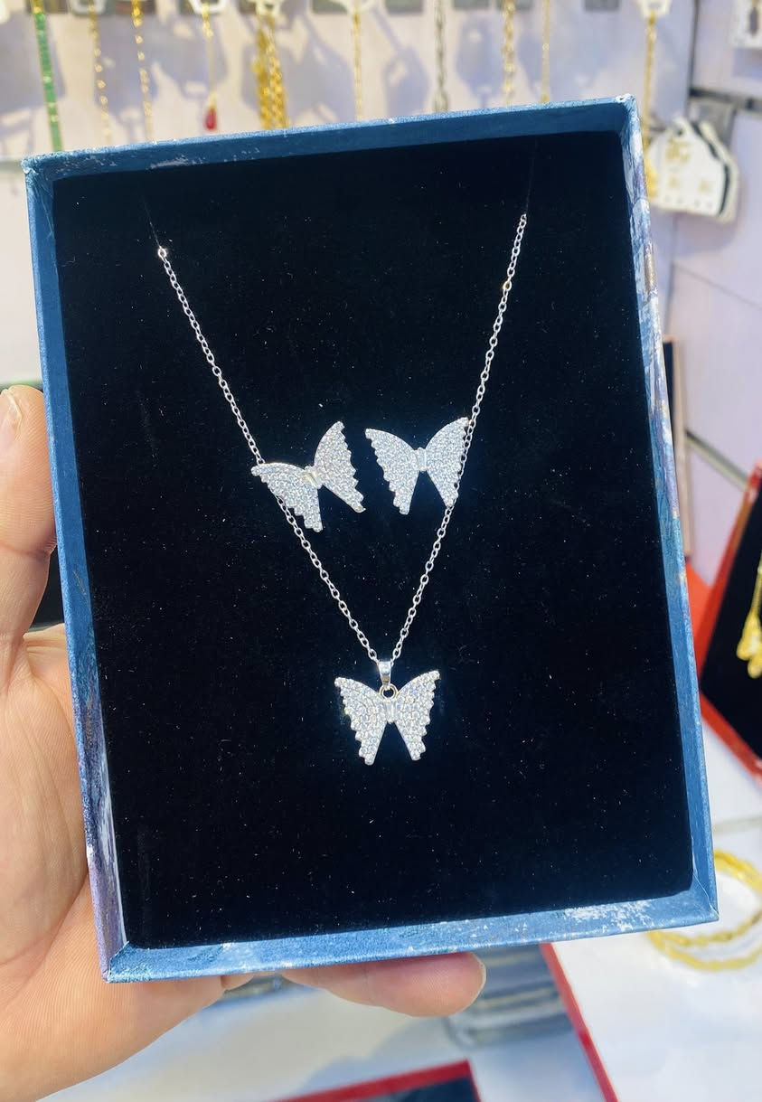 ‏ذهب برازيلي طلع ثابت 
‏يوجد خدمة توصيل كل ￼ العراق 
‏وداخل بعقوبة مجانا التواصل على واتساب ￼
‏*********** ￼
