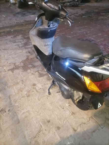 السلام عليكم سبيسي ياباني مال جني مكينه ناعمة جدآ نشاط فول كلشي بيه شغال شرط ربع سلف بسعر ٨٠٠ وبيه مجال للطيبين للإستفسار الاتصال على الرقم *********** او مراسلة الصفحه
