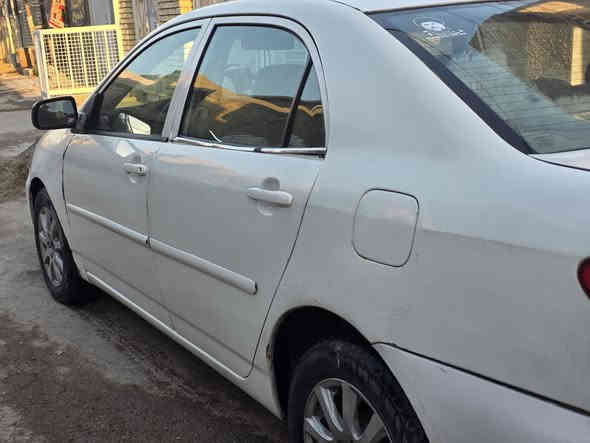 كورلا 2007 كير جديد محرك جديد
مصبوغه عام جماليه بدون حادث  فقط جاملغ الايسر اي نقص مابيها كامله السياره 
السعر 73 مكان بغداد ***********
