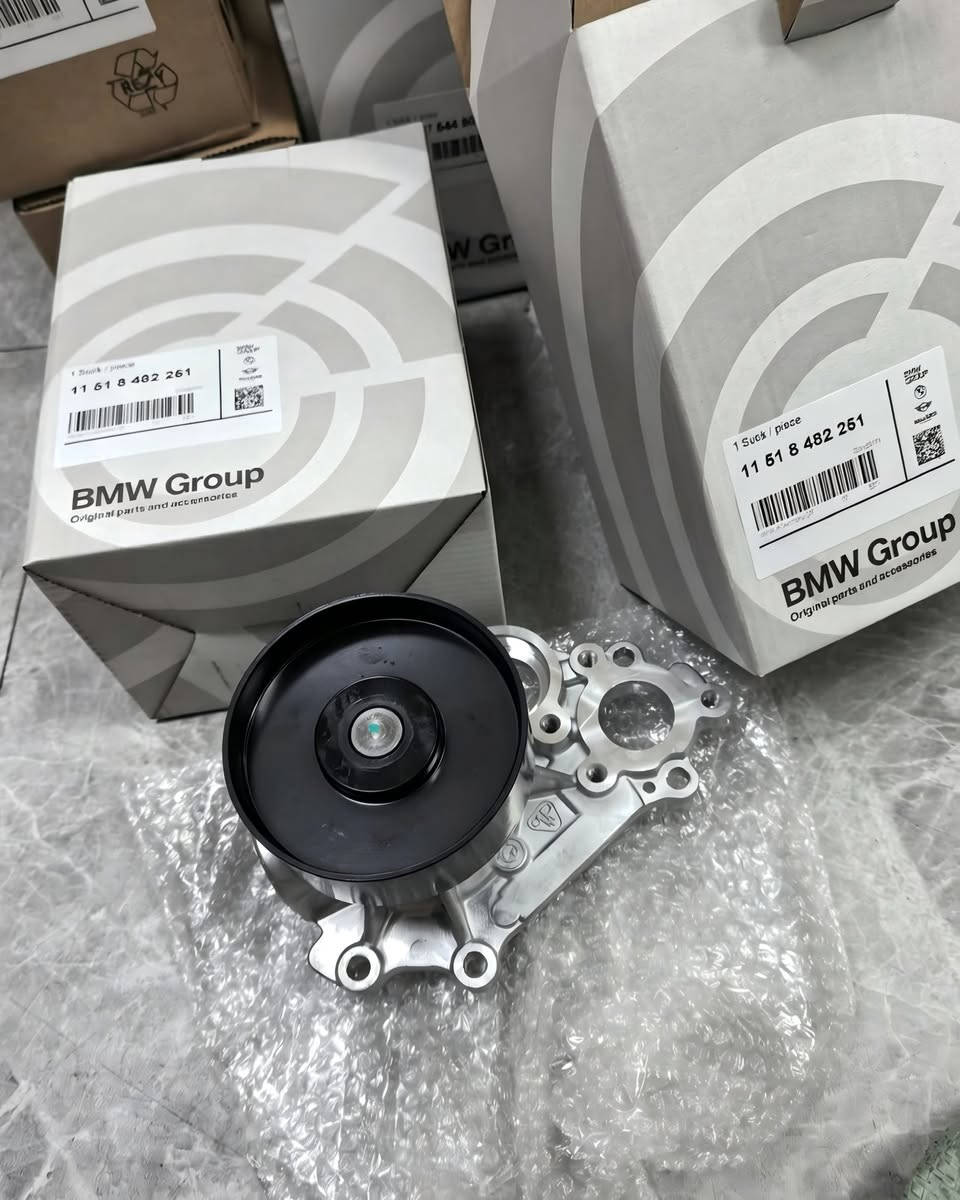 Engine Water Pump for #BMW  #waterpump #G30 #G12
#OE11518482251 X5 X7 G12 G38 G15 G05 G06 G07 G30 #740i
#M240i, #G20 #M340i, G22 #M440i, G30 #540i
##11515B51A32 #OE11518650986 
#Помпа BMW #B58 
11518482251, 11518650986, 11 51 8 650 986, 11515B51А32, 11 51 5 В51 А32, 11 51 5В51A32


**إذا كنت صاحب هذا الإعلان وتريد حذفه لأي سبب، رجاءا أرسل رسالة إلى الدعم الفني**