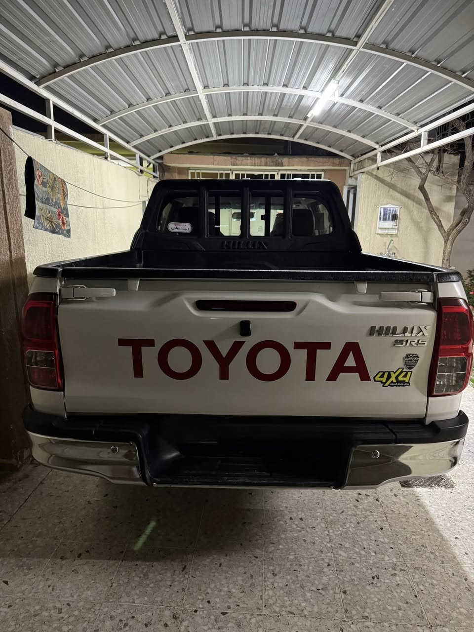 السلام عليكم 
بيك اب هايلوكس ٢٠٢١ 
فول مواصفات
كير توماتيك 
تشغيل بصمة 
باب بصمة 
تحكم ستيرن 
كشنات تدفئة تبريد 
السيارة  فول نظافة 
بيها ملاحظات بسيطة موضحة بالسونار 
شبر تعديل بالجاملغ و شبر صبغ بخ  بنفس الجاملغ 
السيارة ماشية ٧٨ الف 
رقم اربيل الجديد 
و تحويل مباشر 
للتواصل :
***********
***********
