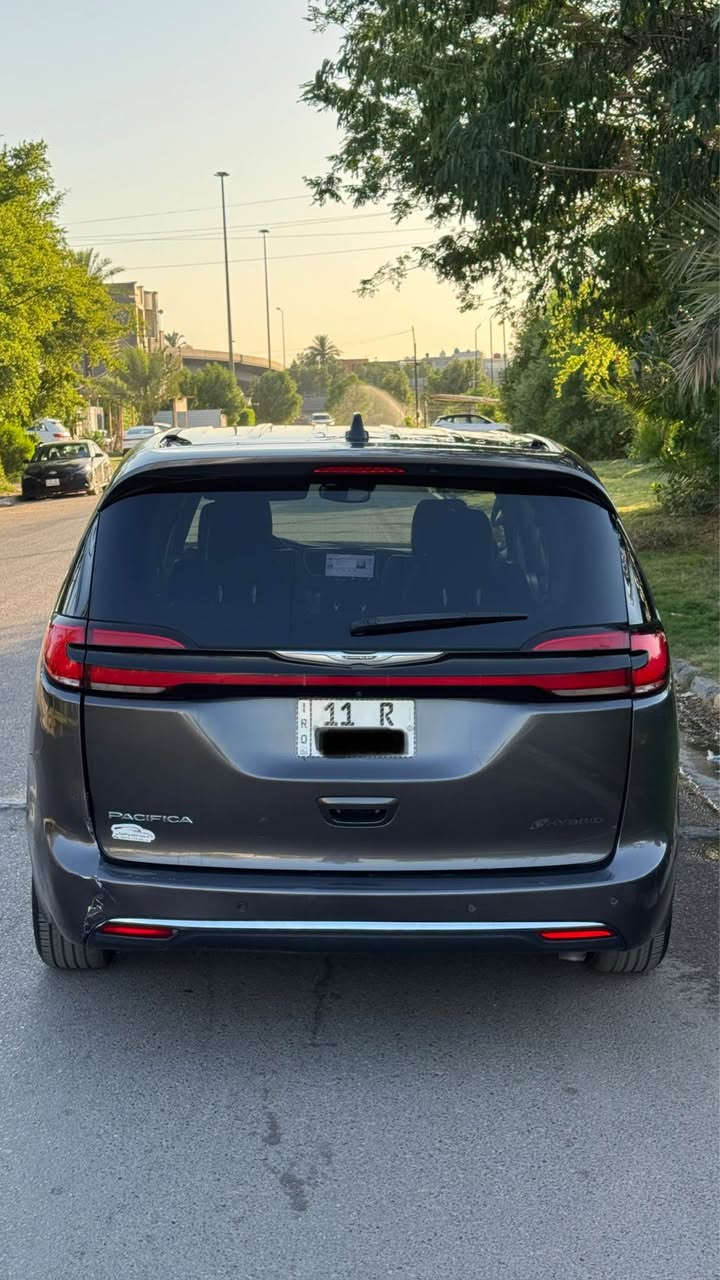 كرايسلر باسفيكا 2023 CHRYSLER PACIFICA
ماشية 46 الف ميل
#مواصفات فول عدا الفتحة 
بصمة تشغيل وابواب بصمة 
 هاند بريك بصمة كهربائي
محرك 6 سلندر 3600 بانزين
 رادر امامي وجانبي 
بيبان كهرباء ( تحكم ريمونت ) وبصمة أبواب 
صندوق كهرباء
كشنات جلد VIP منفصل 7 راكب
مانع انزلاق 
 كشن خزن ميموري 
لايت لد الشكل الجديد 
تنبيه الخروج عن المسار 
تبريد مركزي ثلاثة قطع منفصل
تدفئه كراسي وستيرن تدفئة
فول تحكم استيرن
اشاير بالمري وهيترات بالمري
تشغيل عن بعد
كير ماوس

السيارة جاهزة
حادثها والصبغ 
صبغ جاملغات خلفيه 2 
تبديل باب جانبي وجنطه نفس اللون
الحادث مرفقه مع الصور بدون شاصي بدون لغد
السعر// 193$ وبيها مجال
مكاني بغداد *********** بغداد, العراق
