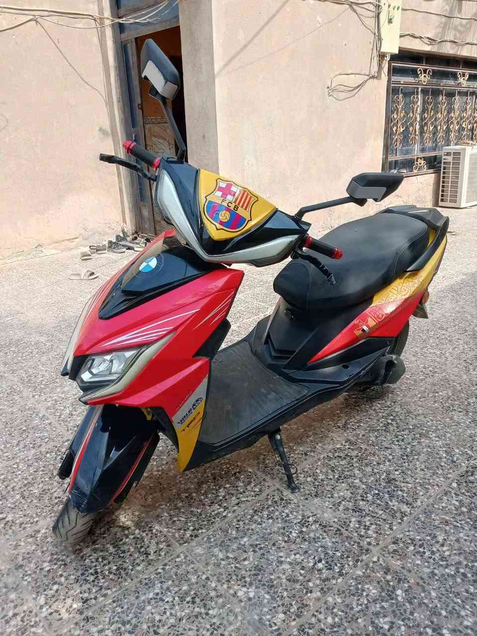 دراجه شحن 6بطاريات كلشي شغال كل نقص مابيه سعر 450وبيه مجال ***********
تايرات جدد
