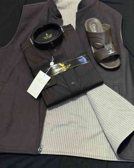 تنسيقات شتوية رجالية 🌊🪵
يلك مع دشداشة شتوية أنيقة، يمنحك مظهراً راقياً يناسب المجالس والمشاوير.
وشحّاطة جلد مريحة لإطلالة عملية، يكتمل حضورها بلمسة عطر شرقي أصيل.

زورونا لاكتشاف مجموعتنا الشتوية… دفءٌ، وأناقة، وجودة تستحقّونها

‏─ ─ ─ ─ ‏─ ─ ─ ─ ‏─ ─ 

📍العنوان :- بيجي - سوق بيجي - شارع الخياطين [ مقابل المصرف القديم ]

متوفر توصيل لكافة انحاء العراق 🇮🇶🚚

☎️ للتواصل والأستفسار :-

📞 ***********
📞 ***********
📞 ***********
