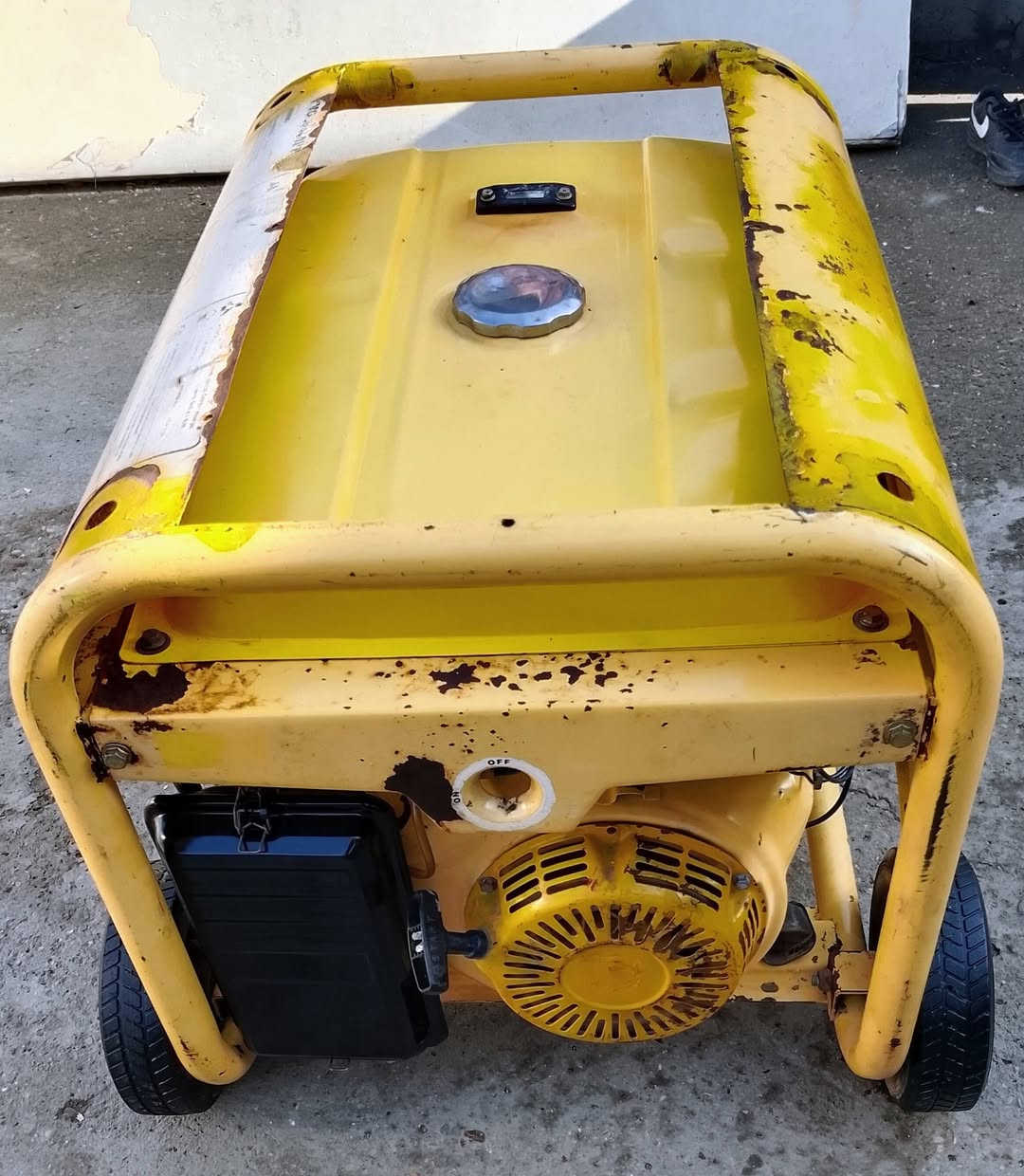 السلام عليكم مولد استرا بنزين كوري باب اول سلف وحبل شغال 5 كيفي 23 امبير مولد نظيفه ما دخله تصليح اقتصاديه بالصرف لتر واحد بالساعه بنزين كهرباء مستقره تفحص وتقتنع يلا تاخذ سعره 350 مكاني بغداد قرب مجمع بسمايه ☎️ الهاتف*********** بي واتساب شراي يتصل يوجد خدمه توصيل داخل بغداد فقط
