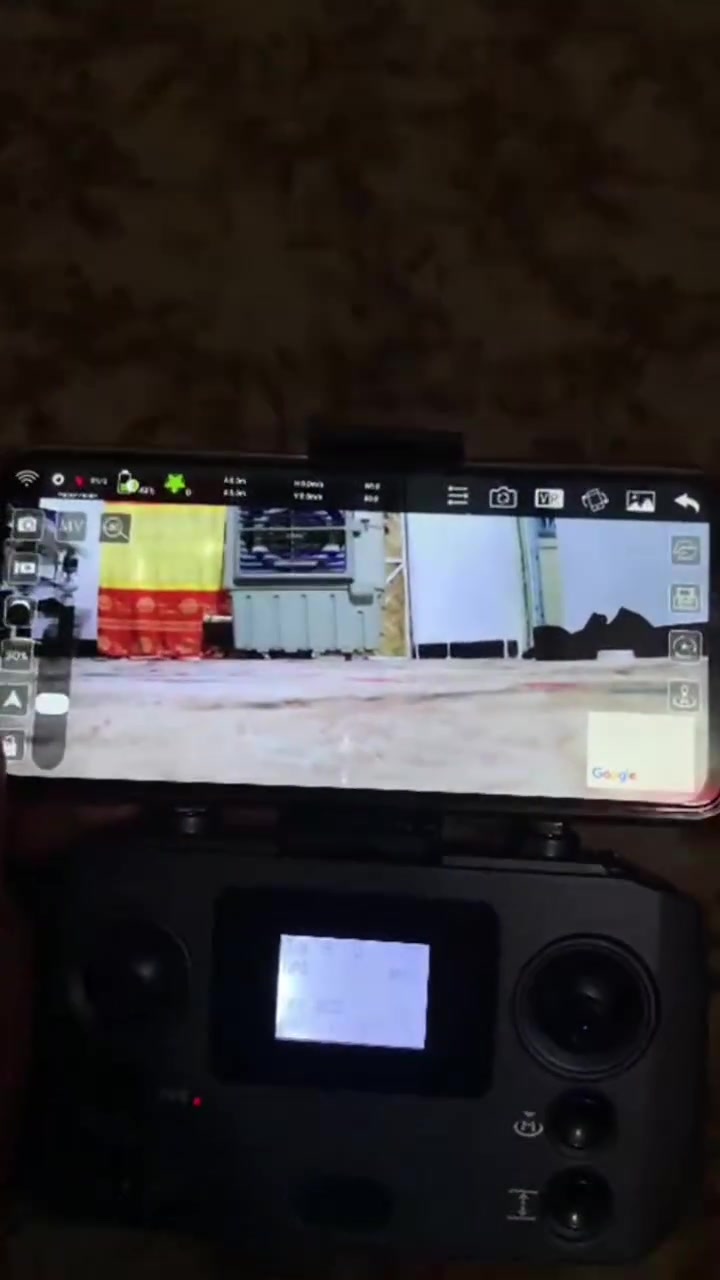 درون. L600 pro maxللبيع السعر 250 البصره قضاء القرنه الطياره جديده رتفاع 600متر  مداهه 3كيلو اول مره اطيرهه جديده بيهه رجوع ذاتي


**إذا كنت صاحب هذا الإعلان وتريد حذفه لأي سبب، رجاءا أرسل رسالة إلى الدعم الفني**