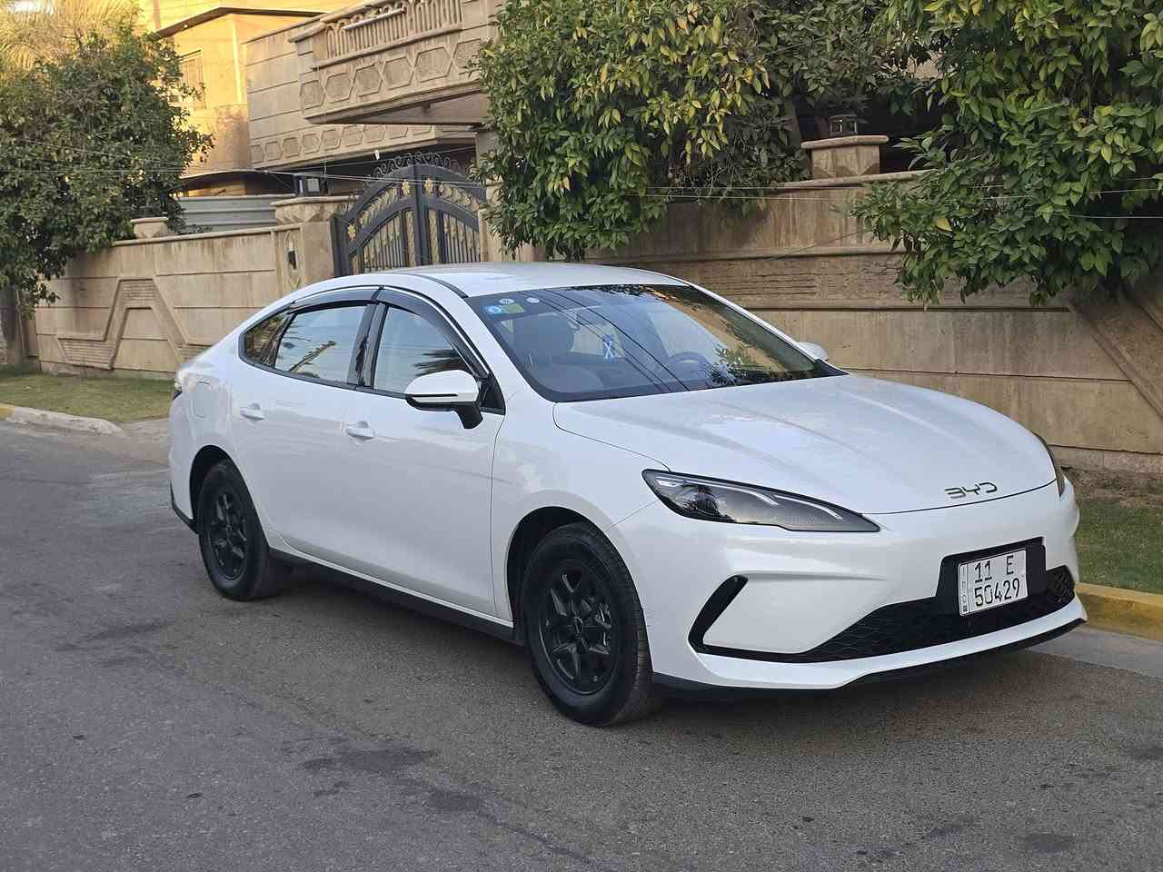 سيل فايف للبيع 

ماشيه 7 ال كيلو فقط

مكفوله من كلشي فقط بارد بسيط بلصندوق 

الاضافات 
برمجة شاشه 
ليد داخلي 14 قطعه الوان 

السعر 19.800 قابل للتفاوض 

مكان السياره بغداد حي الاطباء بلجهاد قرب خدمي شارع المطار للتواصل 
***********
