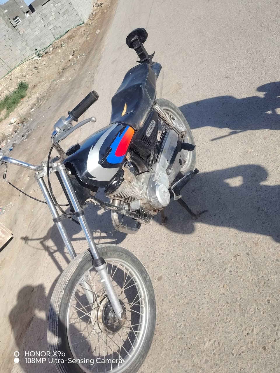 السلام عليكم دراجه كلك للبيع*********** وبيها مجال225
