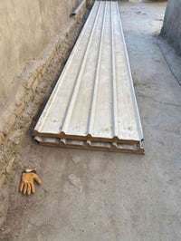 ساندويج بانل مستعمل • ١٨ قطعة • ١٠م/١١م