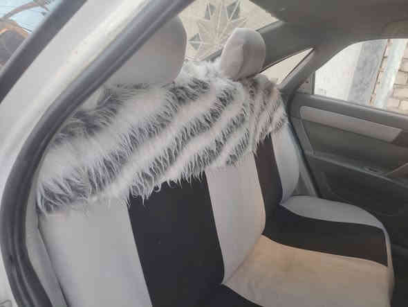 سلام عليكم ابتره الفين ١١
رقم  رقم انجليزي سنويه لل 30 بيها باردات فقط 
 سعر 60 وبيها مجال
***********
