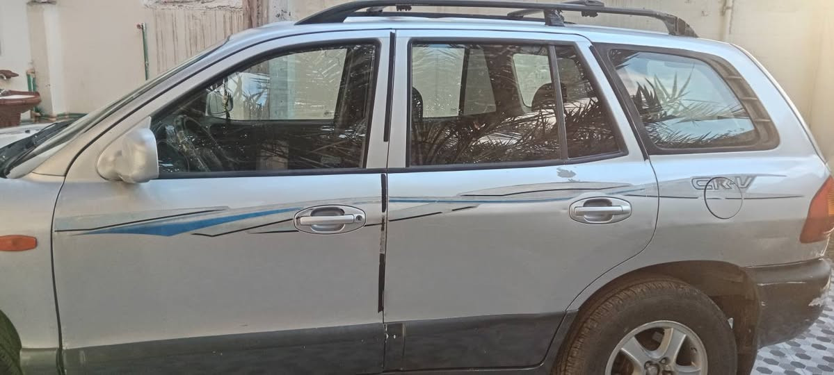 سنتافيا ٢٠٠١ رقم اربيل ٦ سلندر سياره نظافه جيده مكاني ديالى المقداديه مالك السياره كركوك رقمي *********** سعر ٦٧ورقه وبها مجال
