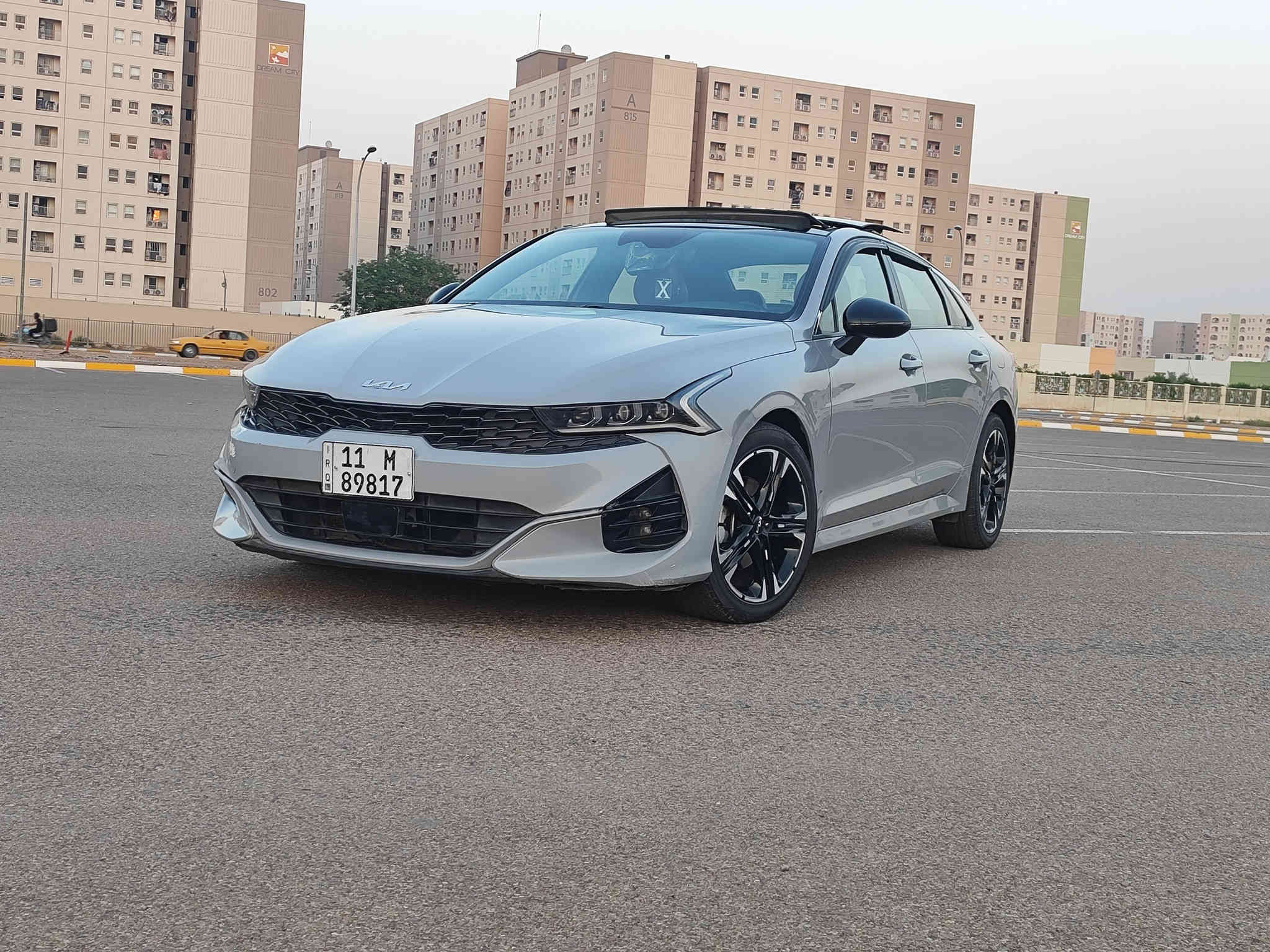 السَلٱمٌ عـَلـْيگمّ     k5.  موديل. 2022
فوول مواصفات حادث بلصفحه. ومصبوغه الصفحه بدون صبغ التكمه.   
السياره ماشيه 32 الف. رقم بغداد الجديد 
ايرباك البرده.  السياره نضيفه وجديده.
مكاني مجمع بسمايه. السعر.     168 💯
ترهم مراوس حسب القناعه
هاتف واتساب ***********.
