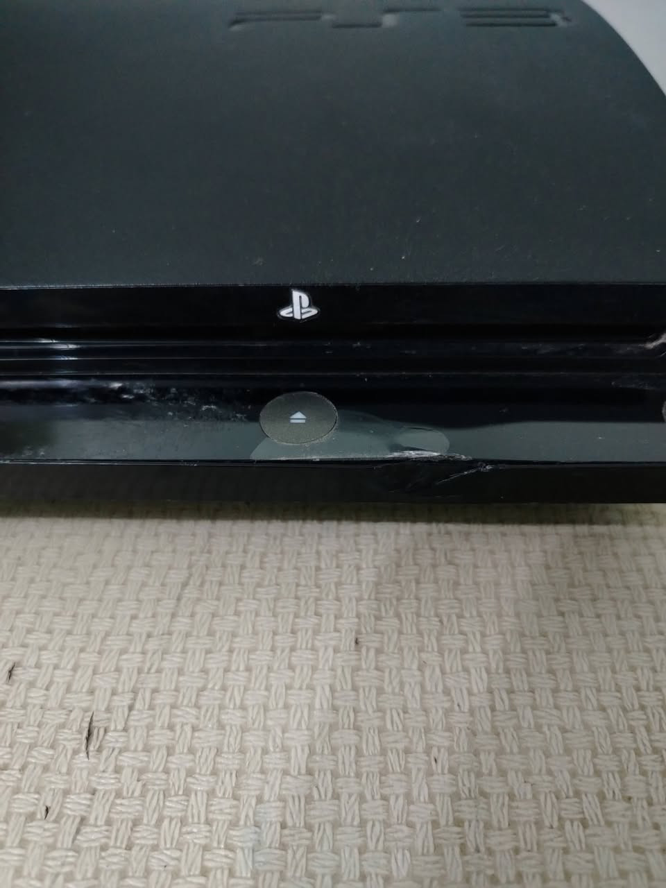 PS3 Slim
 ما مهكر وقابل للتهكير حسب طلب الزبون.. َتهكير اونلاين يعني تكدر تلعب اونلاين وجهاز مهكر

هارد ٣٢٠ كيكا
مع ١٠ أقراص أصلية
يدة أصلية بدون رجاج ( اصدار الاولي الفات)
محدث آخر تحديث 4.93

السعر : ١٥٠ الف

ملاحظة : ضربة خفيفة يم دكمة الباب ما مأثر عليه..
مفتوح فقط تبديل معجون بمعجون اصلي mx4

توصيل متوفر ٥
٦ لمحافظات العراق


**إذا كنت صاحب هذا الإعلان وتريد حذفه لأي سبب، رجاءا أرسل رسالة إلى الدعم الفني**
