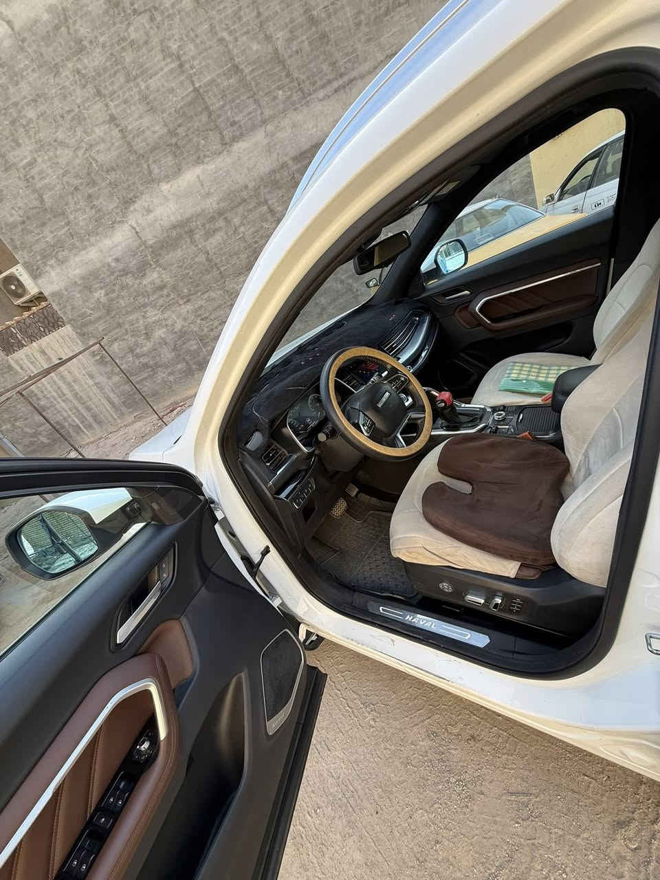 هافال ٢٠١٩فول مواصفات
السياره ماشيه ١٠٠ الف مكفوله كفاله عامه  
سعرها ١٢٥ للتواصل ***********
